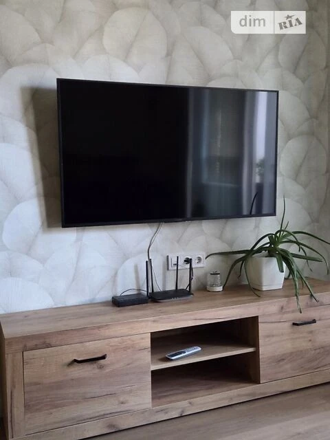 Довготривала оренда 1к квартири на вул. Салютна 2 • ID 34712