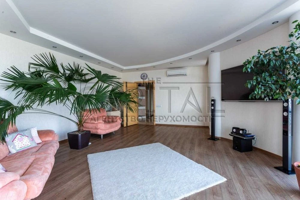 4-room apartment for sale (penthouse), Holosiivskyi Ave., Holosievo