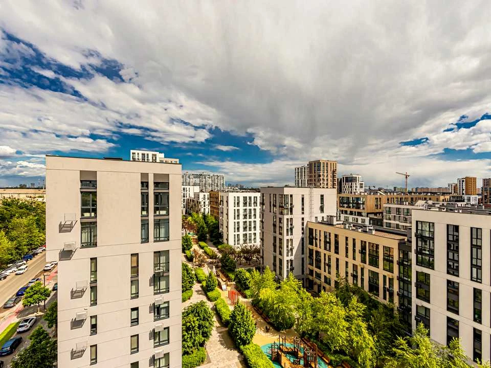 Квартира. Київ, Салютна вул., 2к