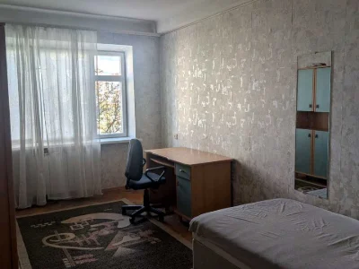 Квартира. Київ, Нагірна вул.