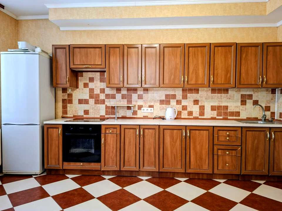 Квартира. Київ, Харківське шосе