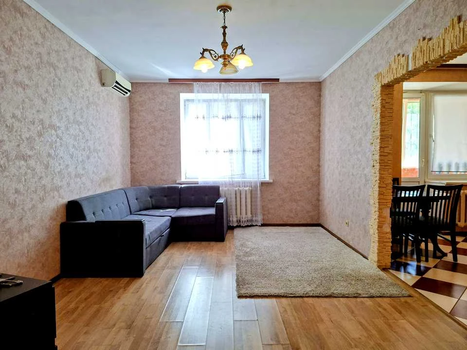 Квартира. Київ, Харківське шосе