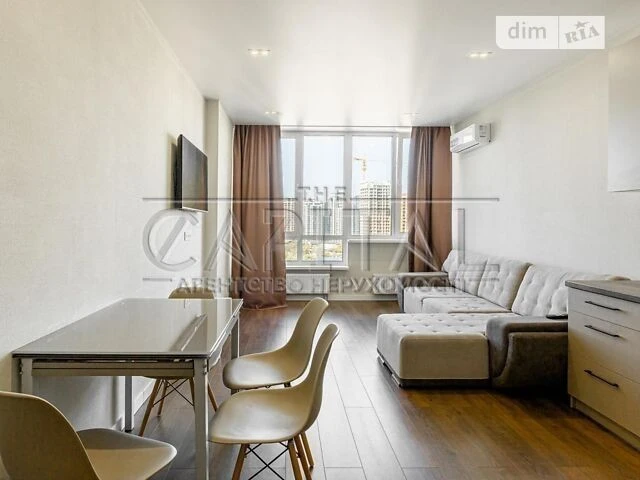 Sale of 3-room apartment 80 sq. m. on Mykhaylo Boychuk St. 41B • ID