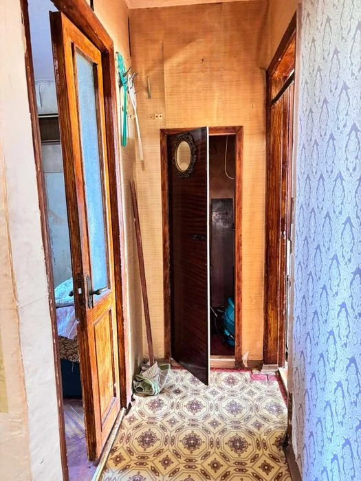 Selling a 2-room apartment in Saltovka.
