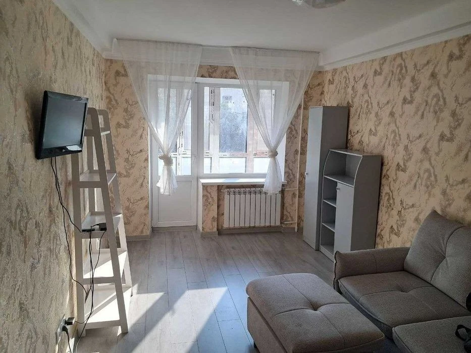 Здам 3-кімнатну квартиру. Бульвар Лесі Українки, 5. Метро "К
