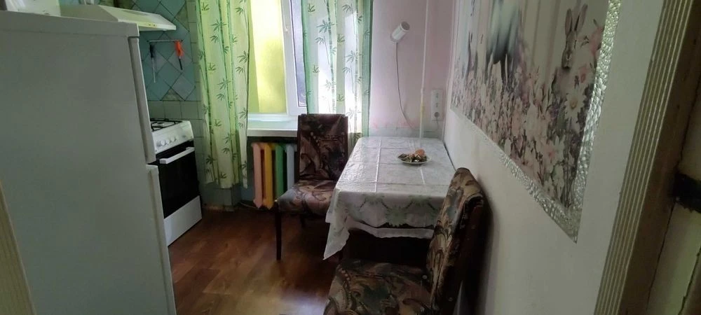 Власник. Здам 2-х кімнатну, 500 метрів до м. Житомирська