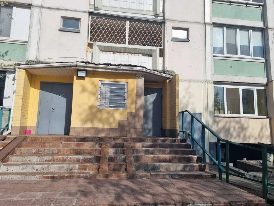 Власник, без комісії, 2х кімнатна квартира, Драгоманова 12 А