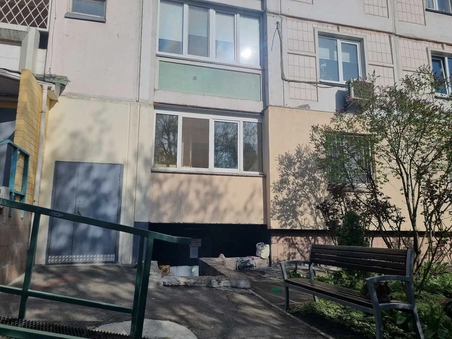 Власник, без комісії, 2х кімнатна квартира, Драгоманова 12 А