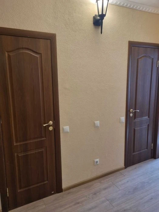 Власник, без комісії, 2х кімнатна квартира, Драгоманова 12 А