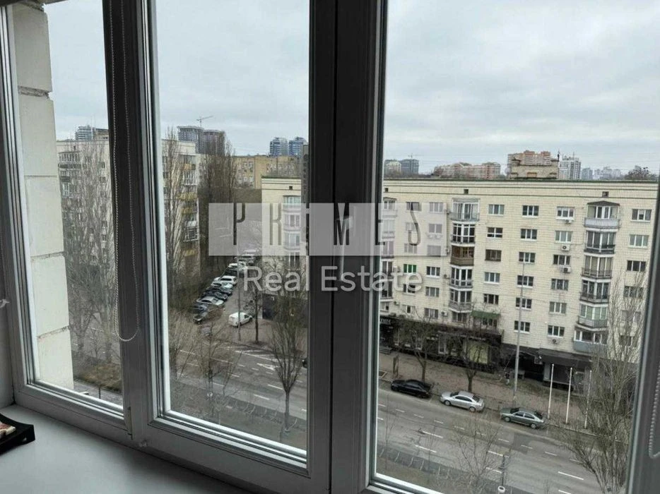 Оренда 2к квартири Центр, Печерск, бульвар Лесі Українки 5,