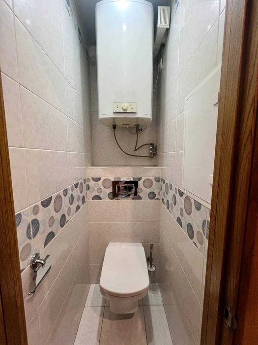 I will sell an excellent 3-room apartment on Heroev Pobeda Avenue - 4 euros