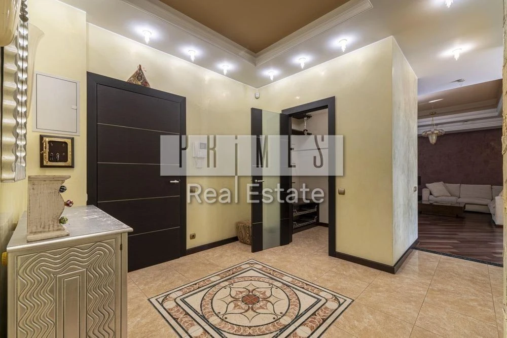 Оренда квартири 100м2, Центр, 2 поверх (Apartment for rent)