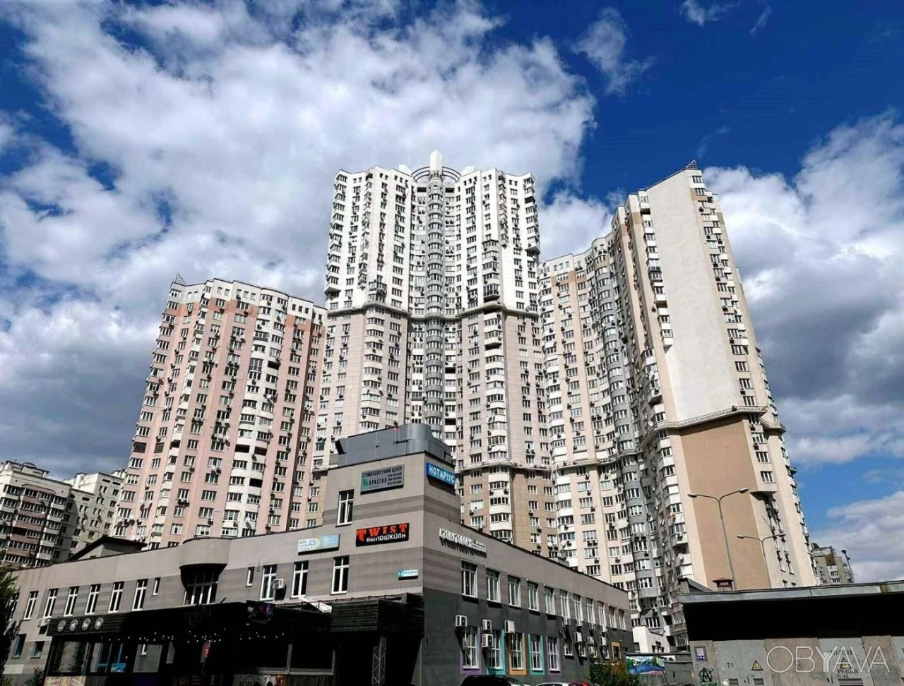 2-х кімн. кв. 81 м2 Срібнокільська 1, ЖК Корона, є інвертор,