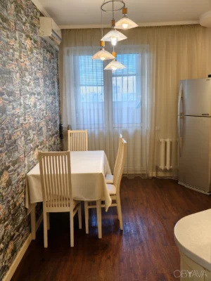 2-х кімн. кв. 81 м2 Срібнокільська 1, ЖК Корона, є інвертор,