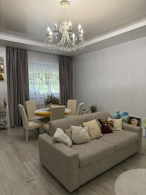 Продам затишну 3-х кімнатну квартиру в чудовій локаціі