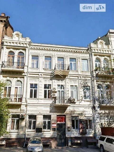 Довготривала оренда 2к квартири на вул. Володимирська 65 • I