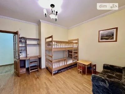 Довготривала оренда 3к квартири на вул. Велика Васильківська
