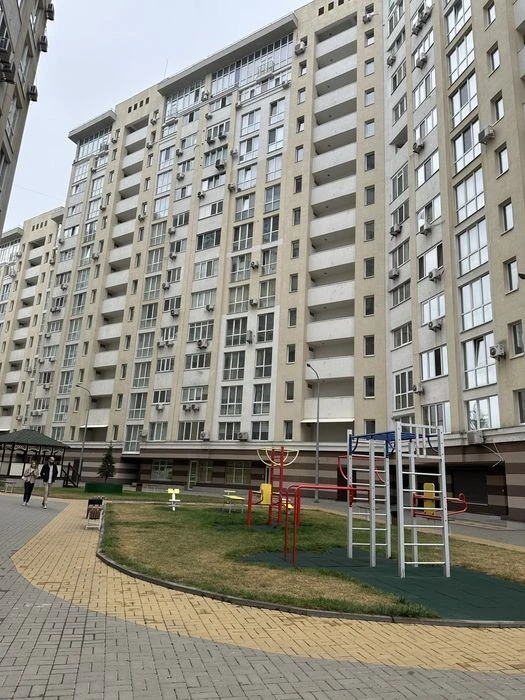 Оренда квартири поруч із ст. метро Нивки !