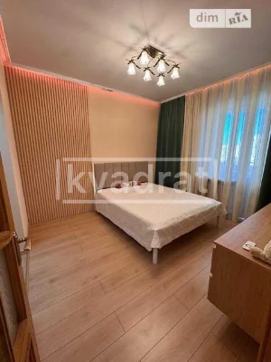 Довготривала оренда 1к квартири на вул. Микільсько-Слобідськ