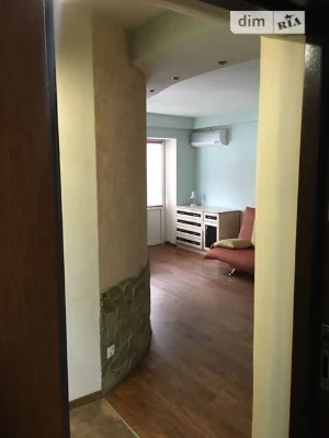 Довготривала оренда 1к квартири на вул. Празька 8 • ID 34711