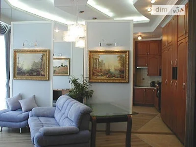 Довготривала оренда 2к квартири на вул. Костельна 9 • ID 347