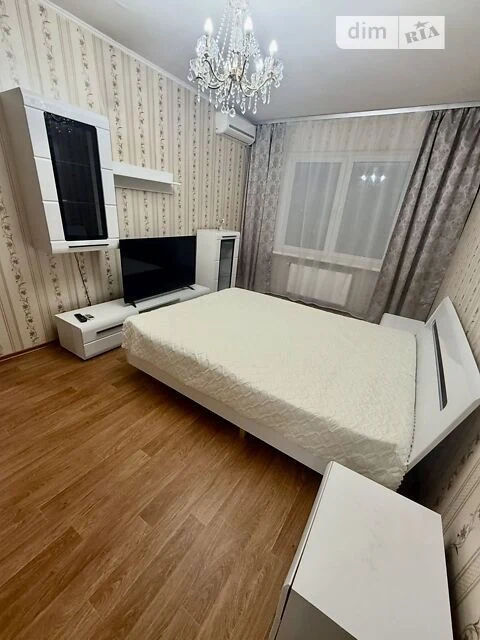 Довготривала оренда 1к квартири на вул. Софії Русової 3 • ID