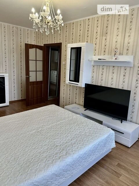 Довготривала оренда 1к квартири на вул. Софії Русової 3 • ID