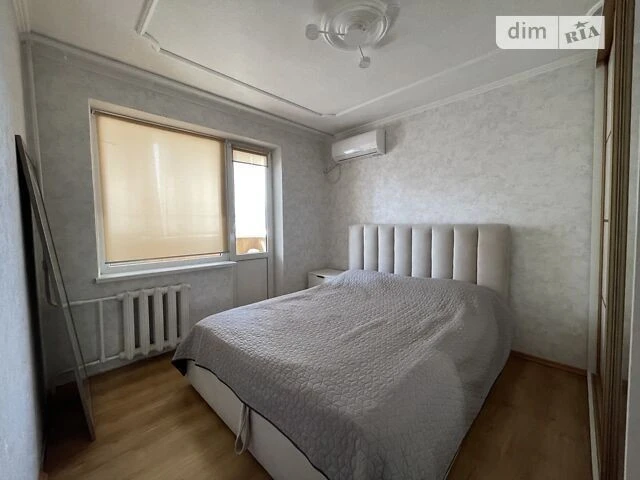 Довготривала оренда 2к квартири на просп. Берестейський 95 •