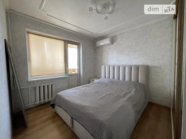 Довготривала оренда 2к квартири на просп. Берестейський 95 •