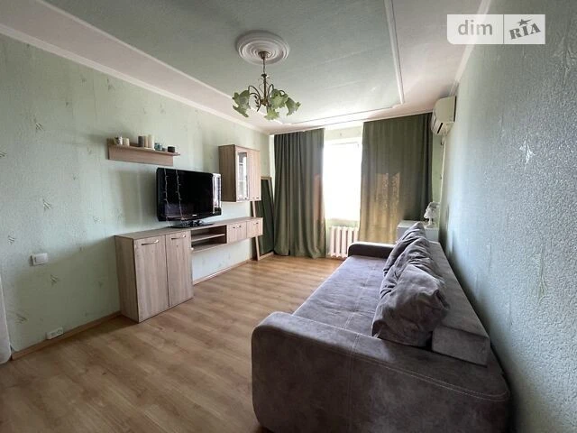 Довготривала оренда 2к квартири на просп. Берестейський 95 •
