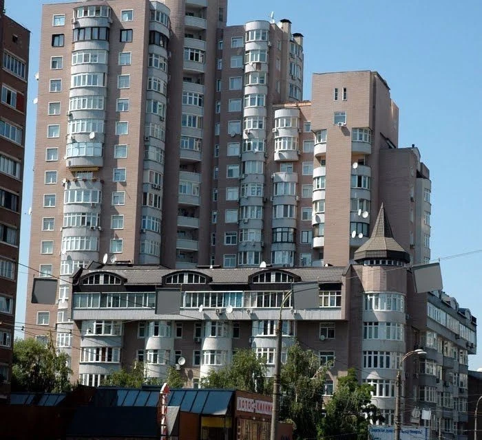 Оренда 4 кімнатної квартири Антоновича, Либідська.