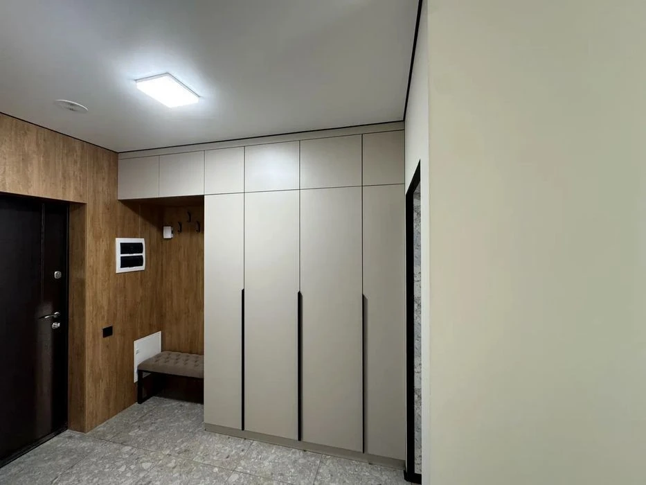 Довготривала оренда 1к квартири на вул. Олександра Олеся 17