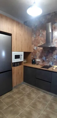 Продам дом  с ремонтом и бассейном