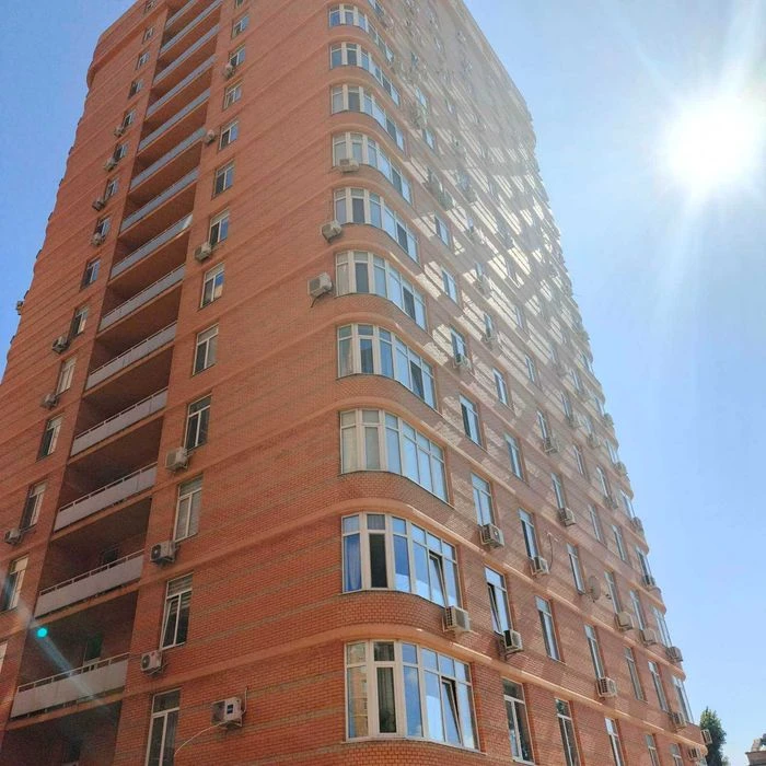 Продам 3-комнатную квартиру ЖК Люксембург