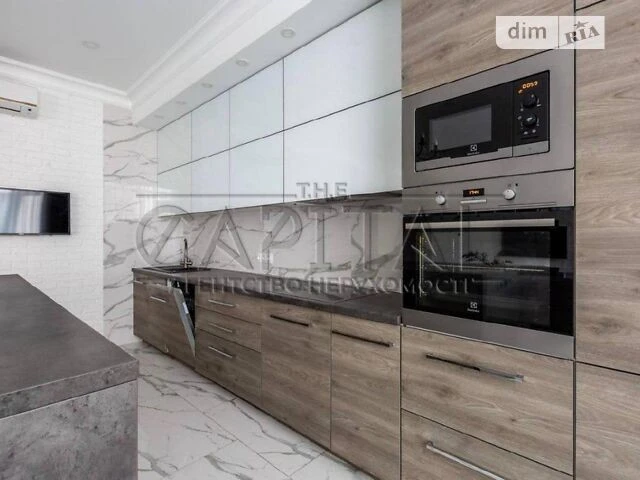 For sale 3-room apartment 136 sq. m on Saperne Pole st. 3 • ID 346