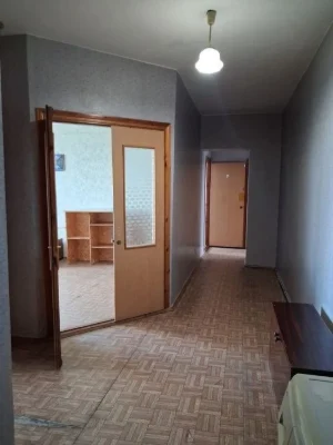 Трикімнатна квартира в оренду біля метро Дарниця, парк Перем