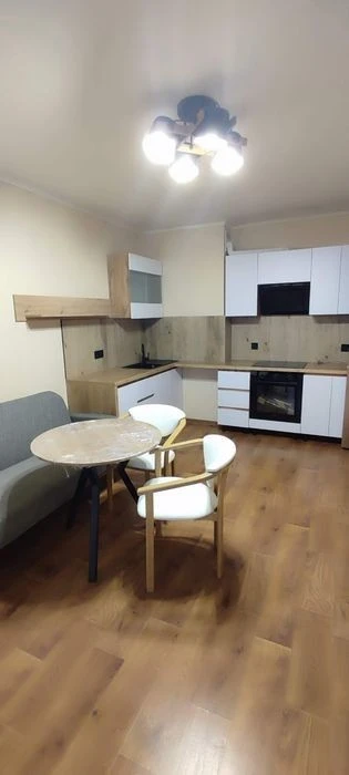 Ревуцького 54, 1 кім кв. 50 м2 всі меблі та техніка 18500 гр