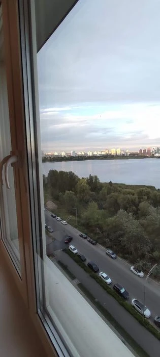 Ревуцького 54, 1 кім кв. 50 м2 всі меблі та техніка 18500 гр