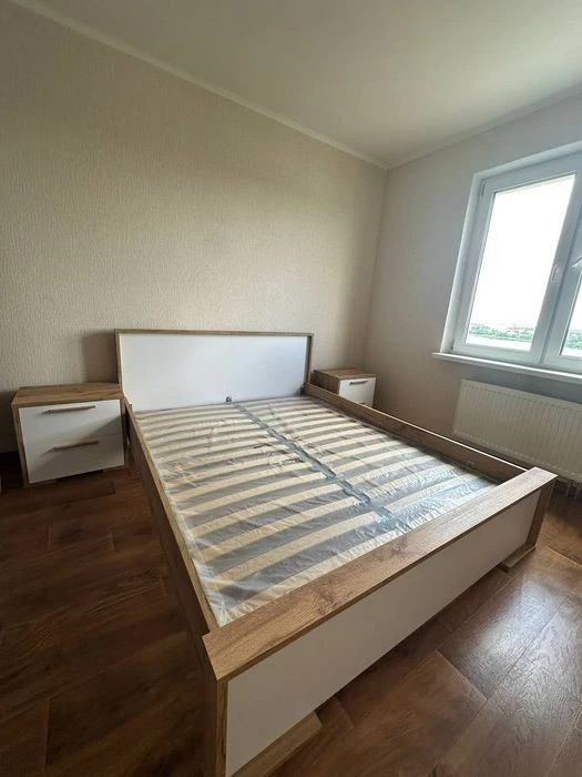 Ревуцького 54, 1 кім кв. 50 м2 всі меблі та техніка 18500 гр