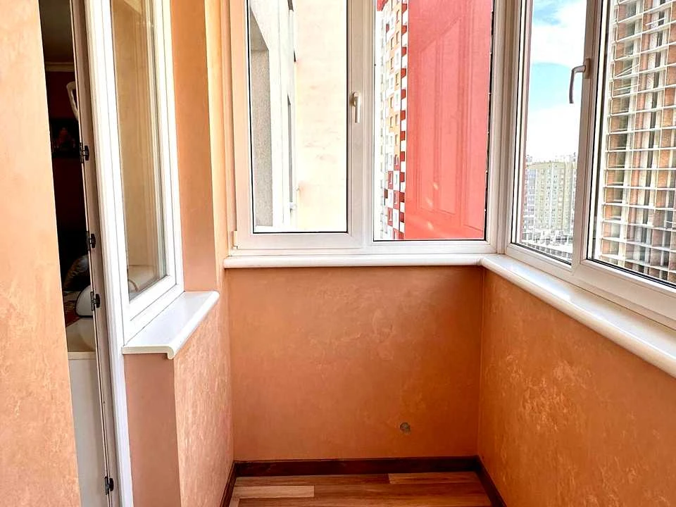 Квартира. Київ, Юлії Здановської вул. (Ломоносова)