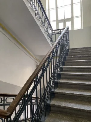 Центр Лютеранская Власник
