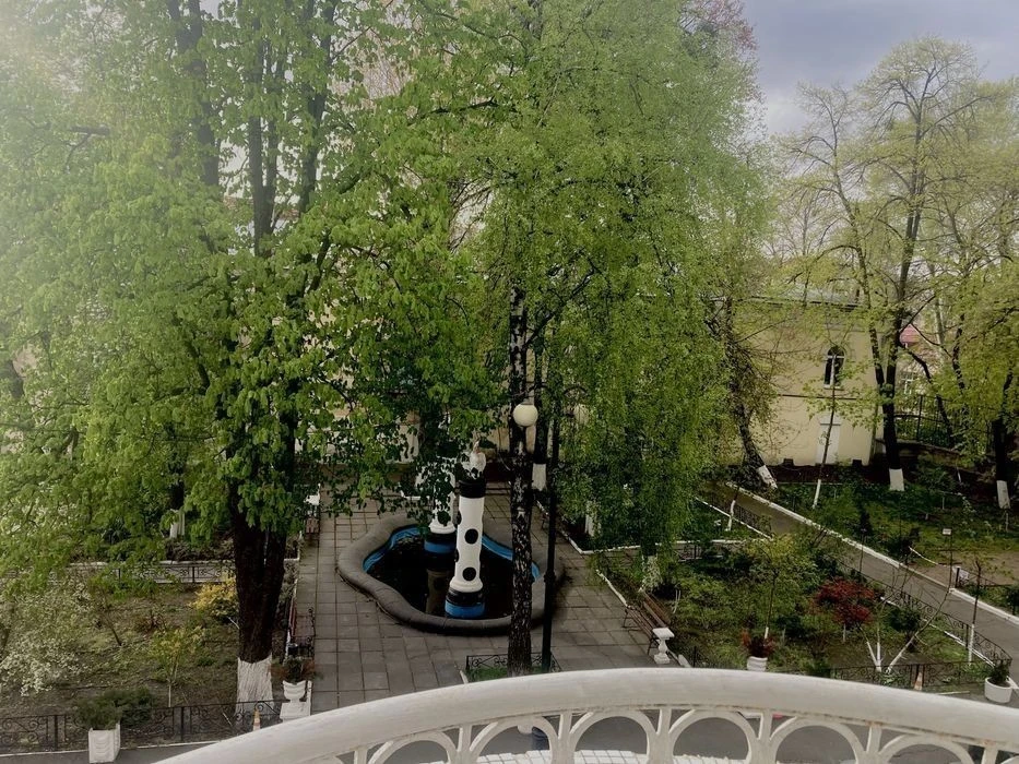 Центр Лютеранская Власник