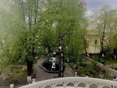 Центр Лютеранская Власник