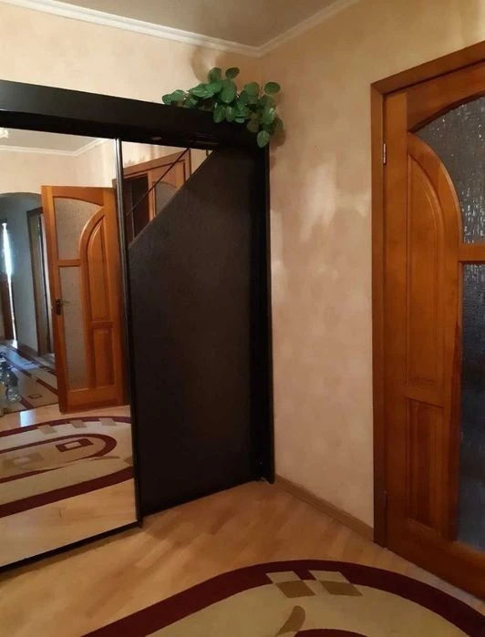 Сдаётся 3к квартира, ул. Лобановского 18