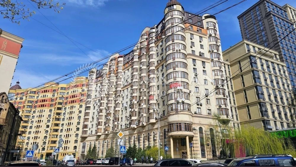 Вишукана 2 кімн. з резервним живленням Златоустівська, Чорно