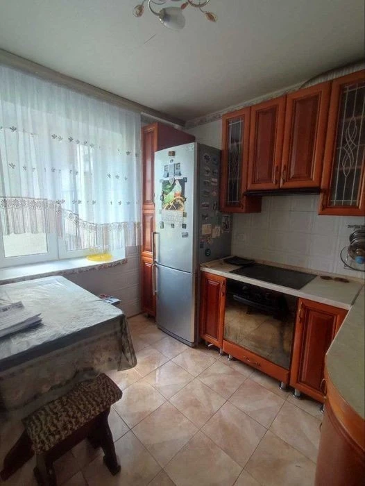 3к окремі, вул. Івасюка 14б, Набережна, парк Наталка, Оболон