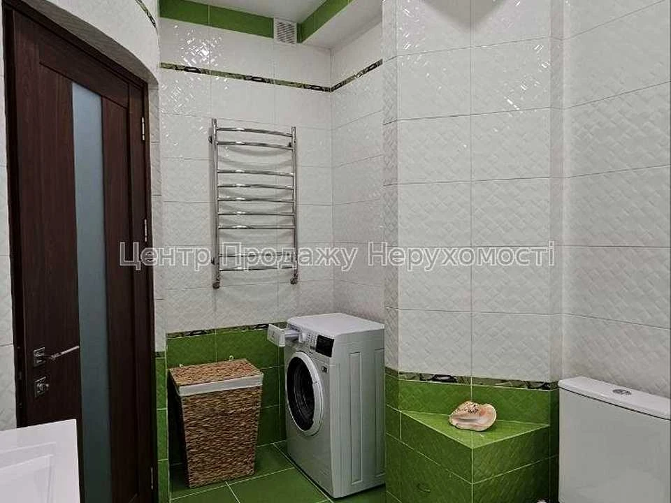 Apartment. Kharkiv, Novooleksandrivska St., (Building 2)