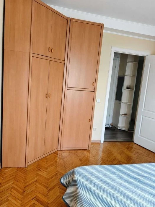 Оренда 2х кімнатна квартира ст м Лук'янівська