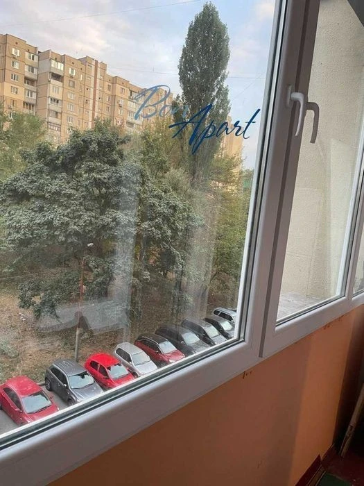 Оренда 3-к квартири вул. Мокра 7, на Солом'янці