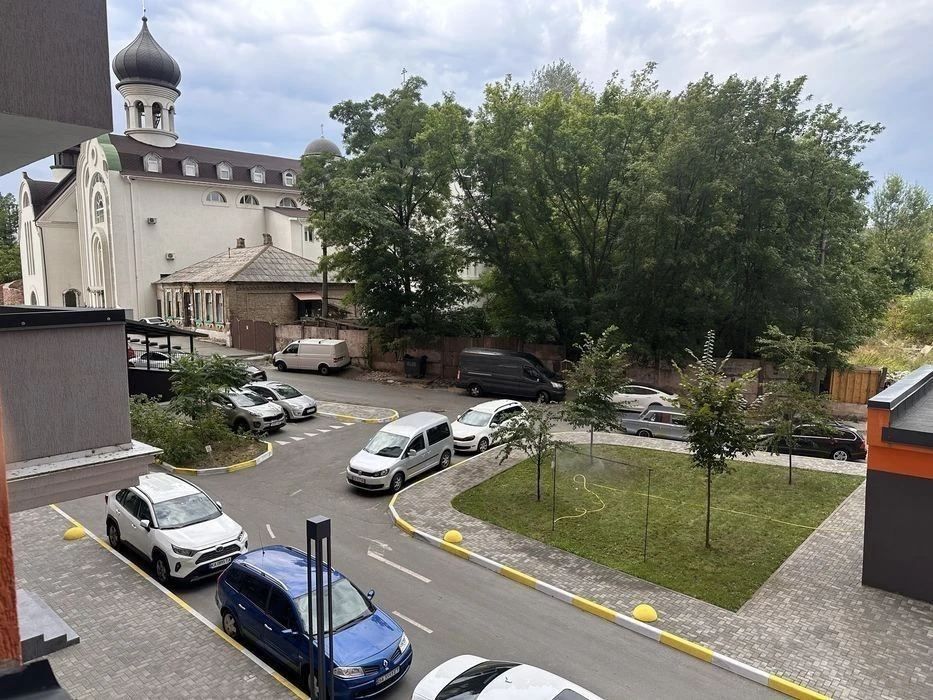 Трикімнатна квартира в ЖК Багговутівський